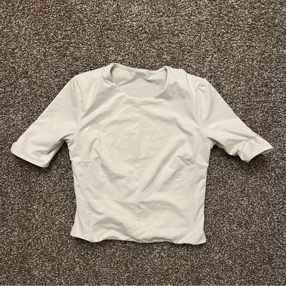 Lululemon t shirt